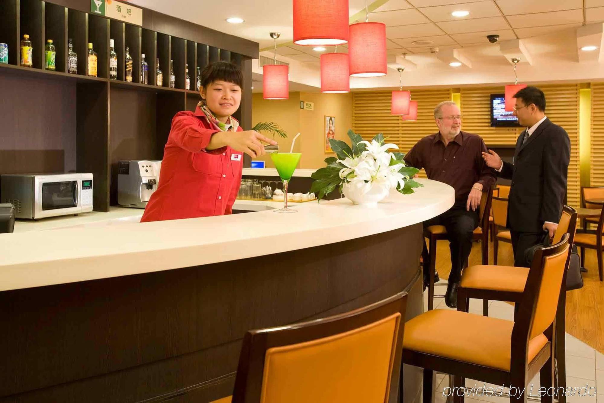 Hotel Ibis Shenyang Taiyuan Street Exterior foto