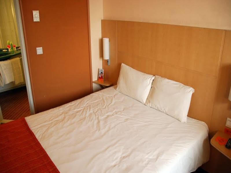 Hotel Ibis Shenyang Taiyuan Street Exterior foto